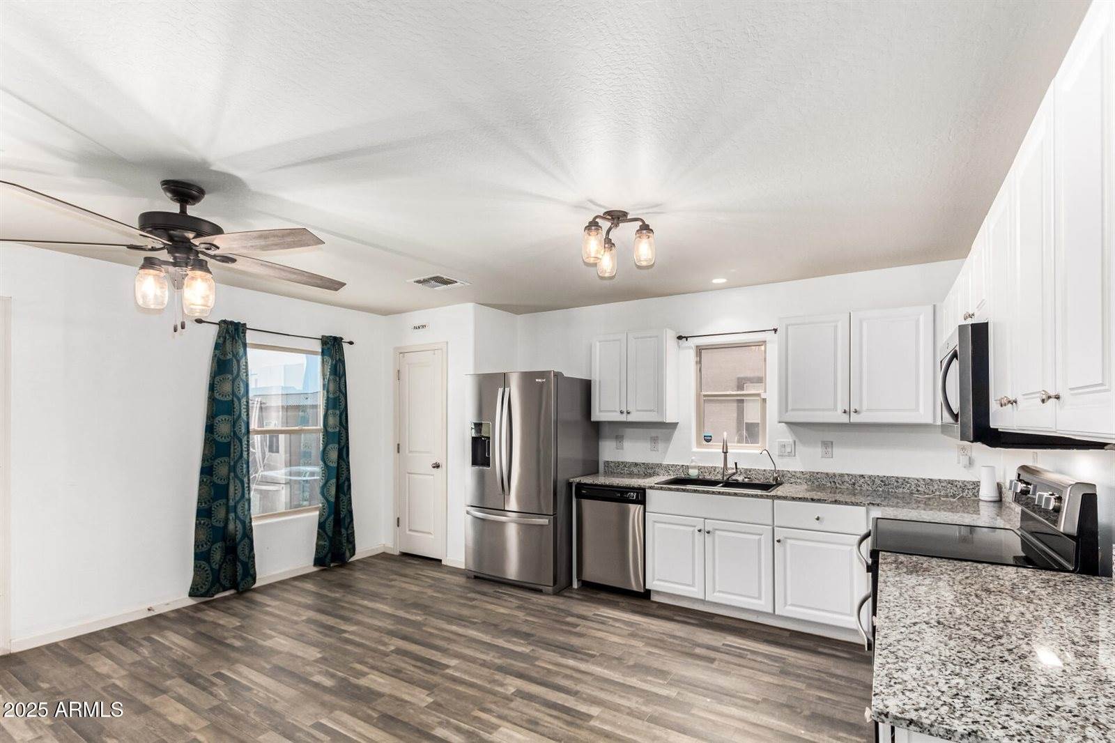 1075 West Verde Lane, Coolidge, AZ 85128