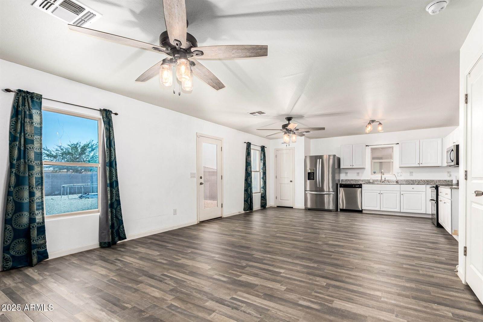 1075 West Verde Lane, Coolidge, AZ 85128