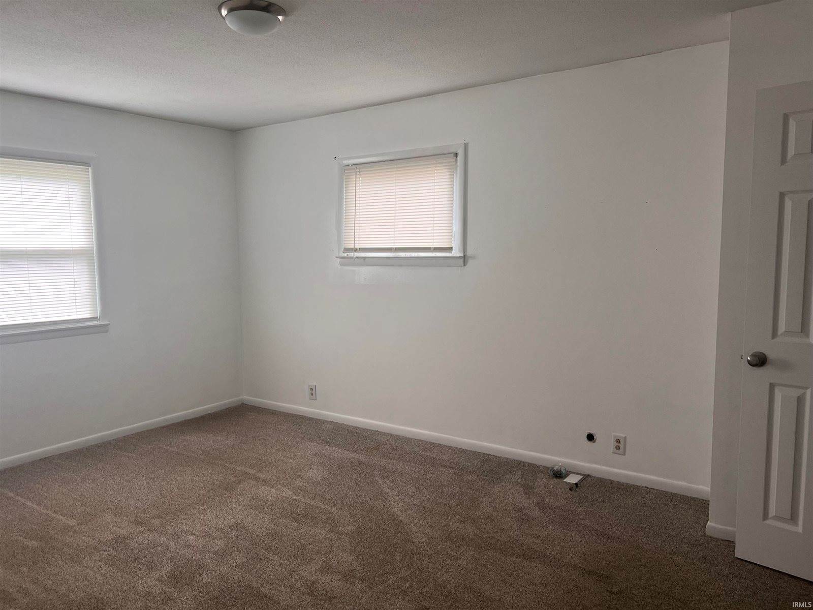 8116 W Weller Street, Yorktown, IN 47396