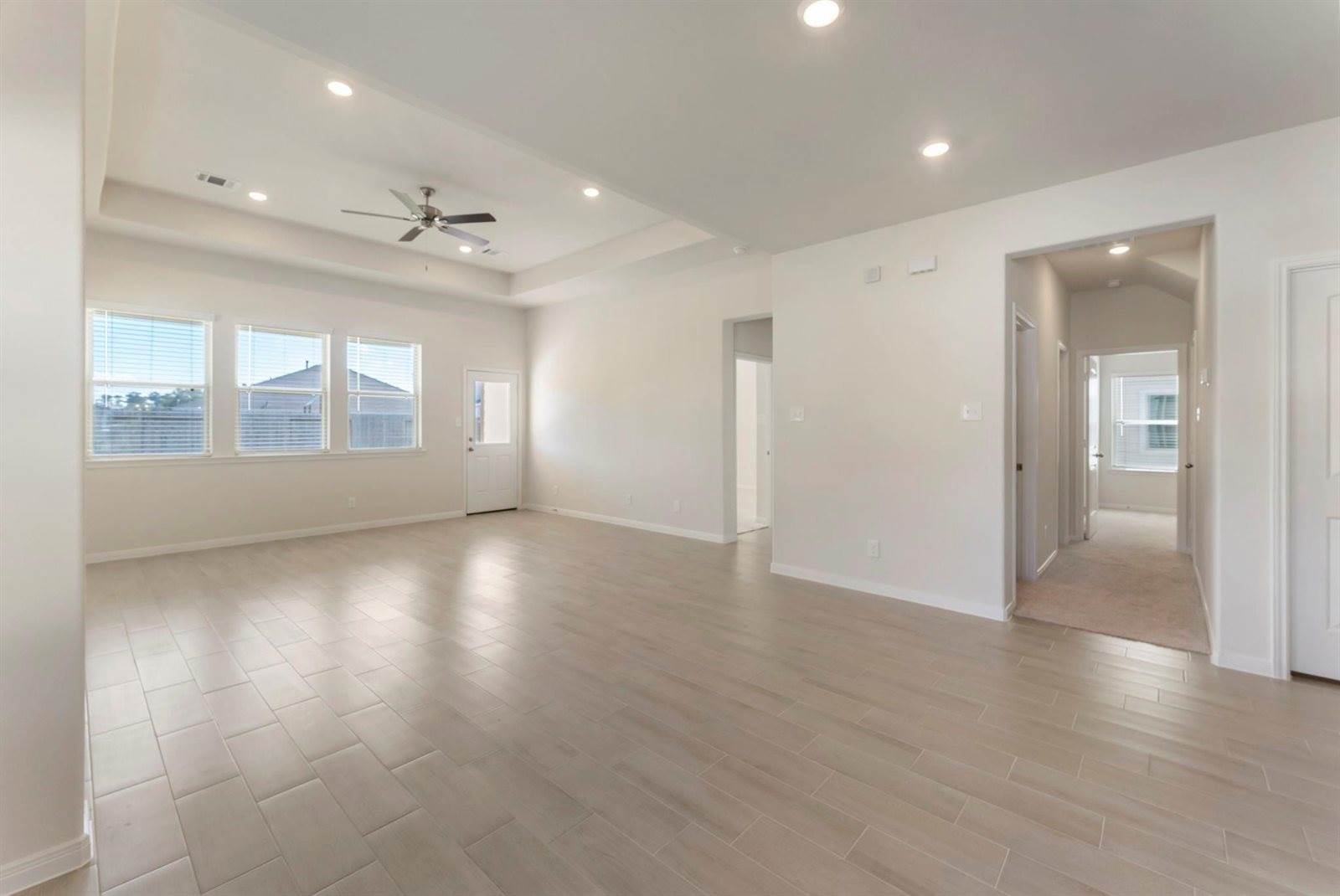 10107 Basil Beebalm Trl, Magnolia, TX 77354