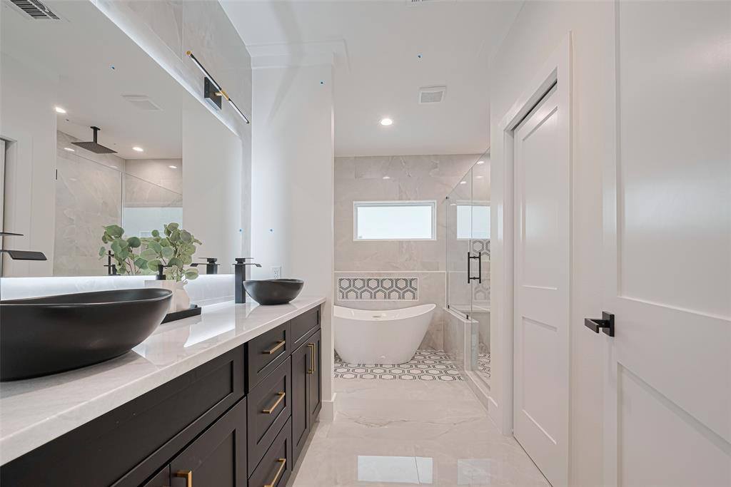 1011 New Jordan Lane, Cypress, TX 77429