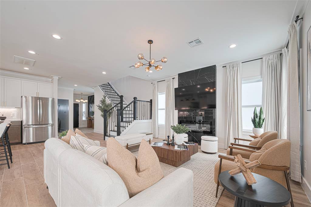 1011 New Jordan Lane, Cypress, TX 77429