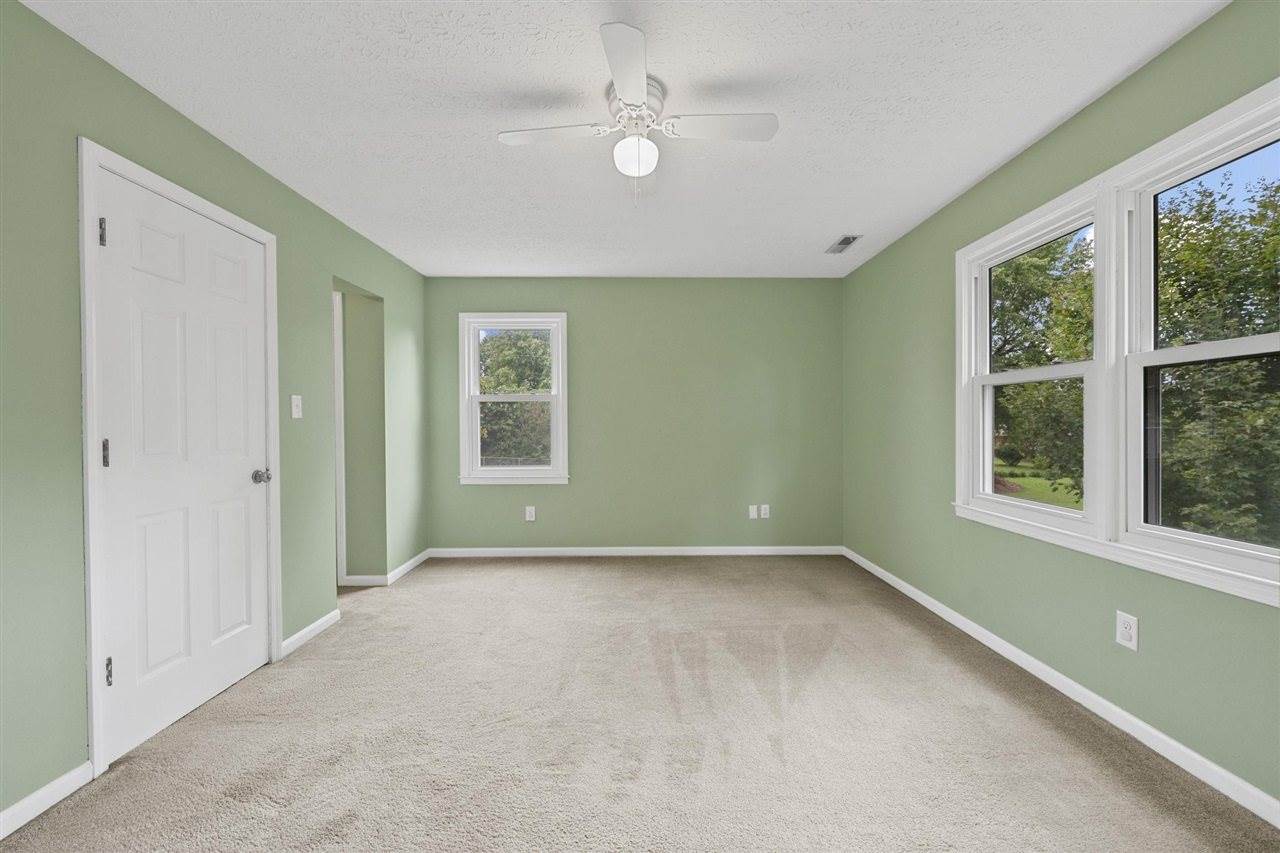 634 Shetland Avenue, Bowling Green, KY 42104