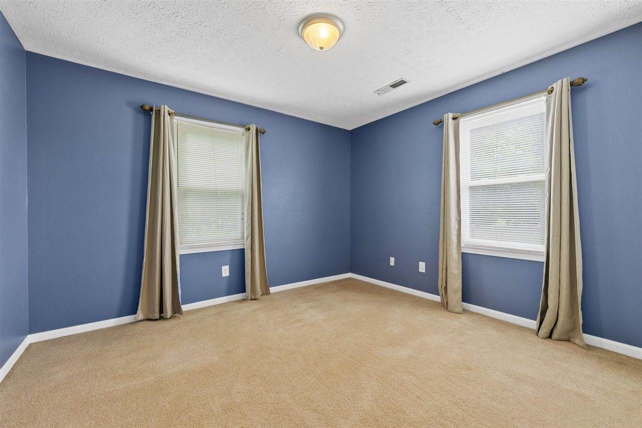 634 Shetland Avenue, Bowling Green, KY 42104