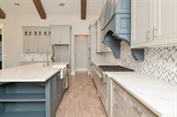 1521 Churchill Avenue, Wolfforth, TX 79382