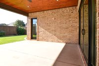 1521 Churchill Avenue, Wolfforth, TX 79382