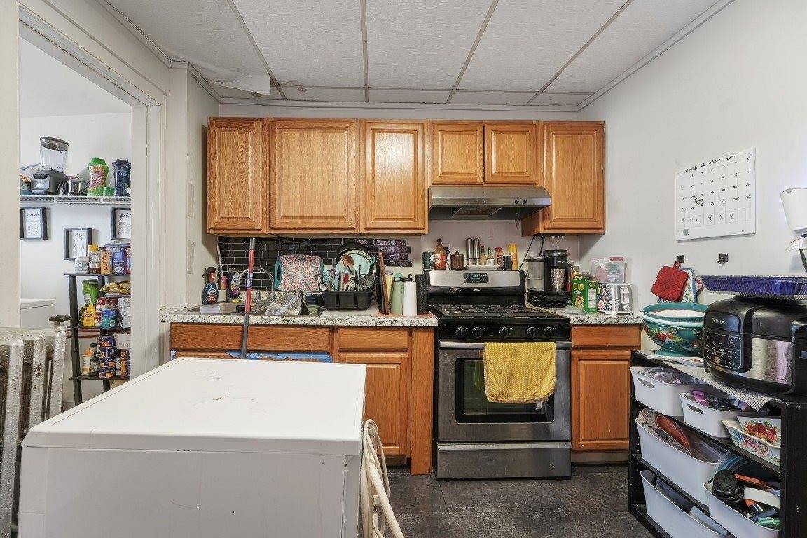 16 Allen Street, Johnson City, NY 13790