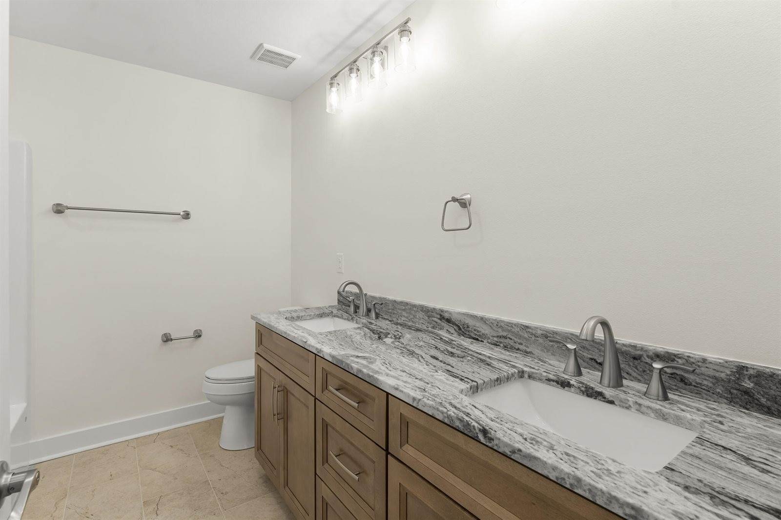 1000 Christy Drive, Niceville, FL 32578