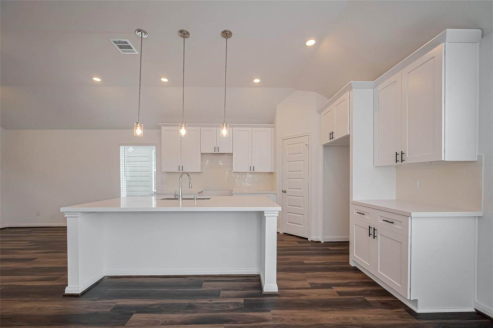 14975 Eagle Feather Drive, Houston, TX 77090