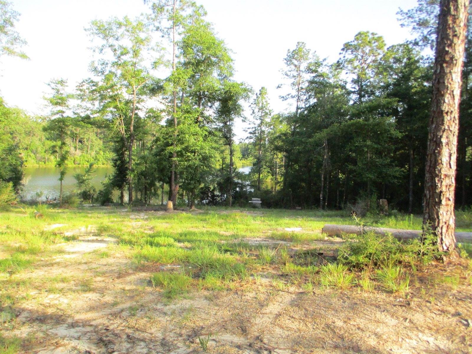 5410 Fawn Lake Road, Crestview, FL 32539