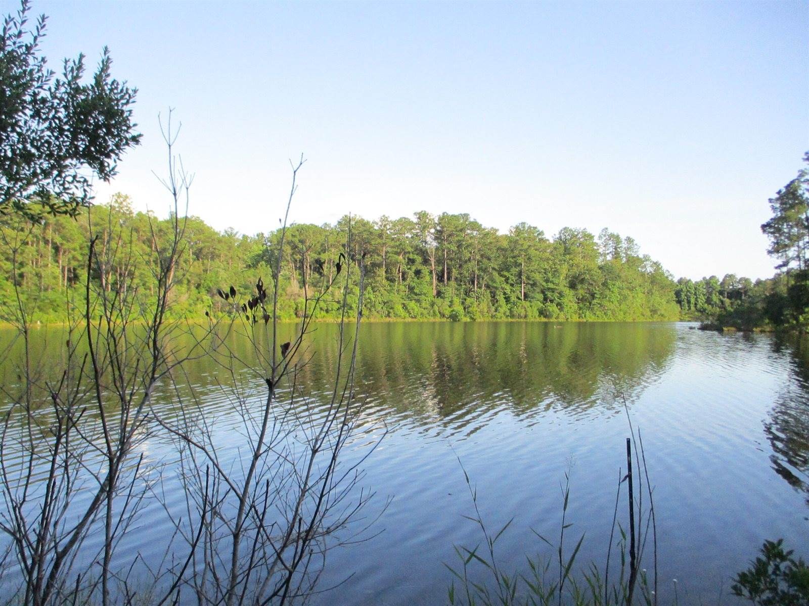 5410 Fawn Lake Road, Crestview, FL 32539