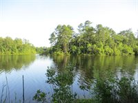 5410 Fawn Lake Road, Crestview, FL 32539