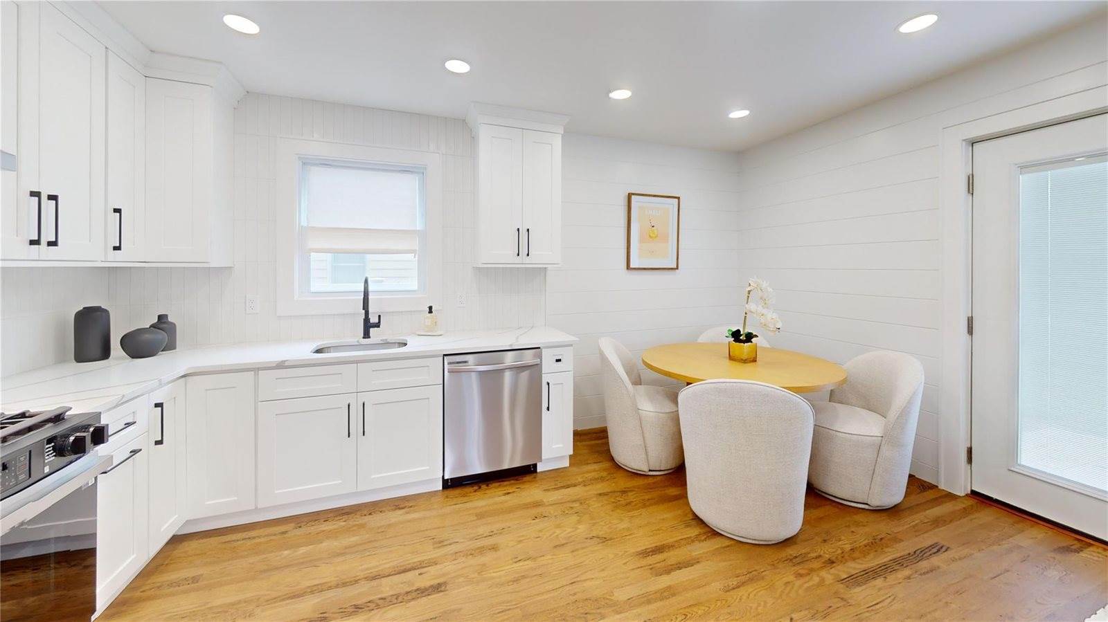 59 Rhoda Avenue, N Babylon, NY 11703