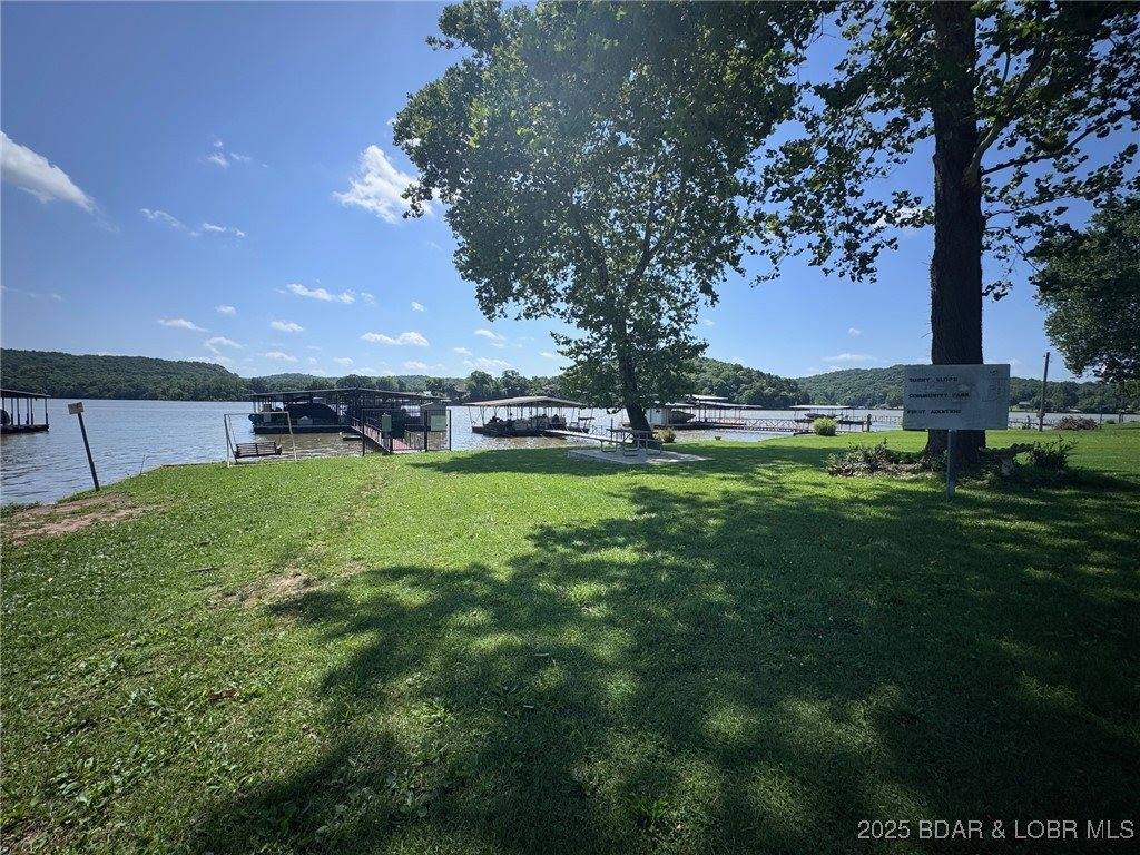 68 Kaisers Red Bud Lane, Camdenton, MO 65020