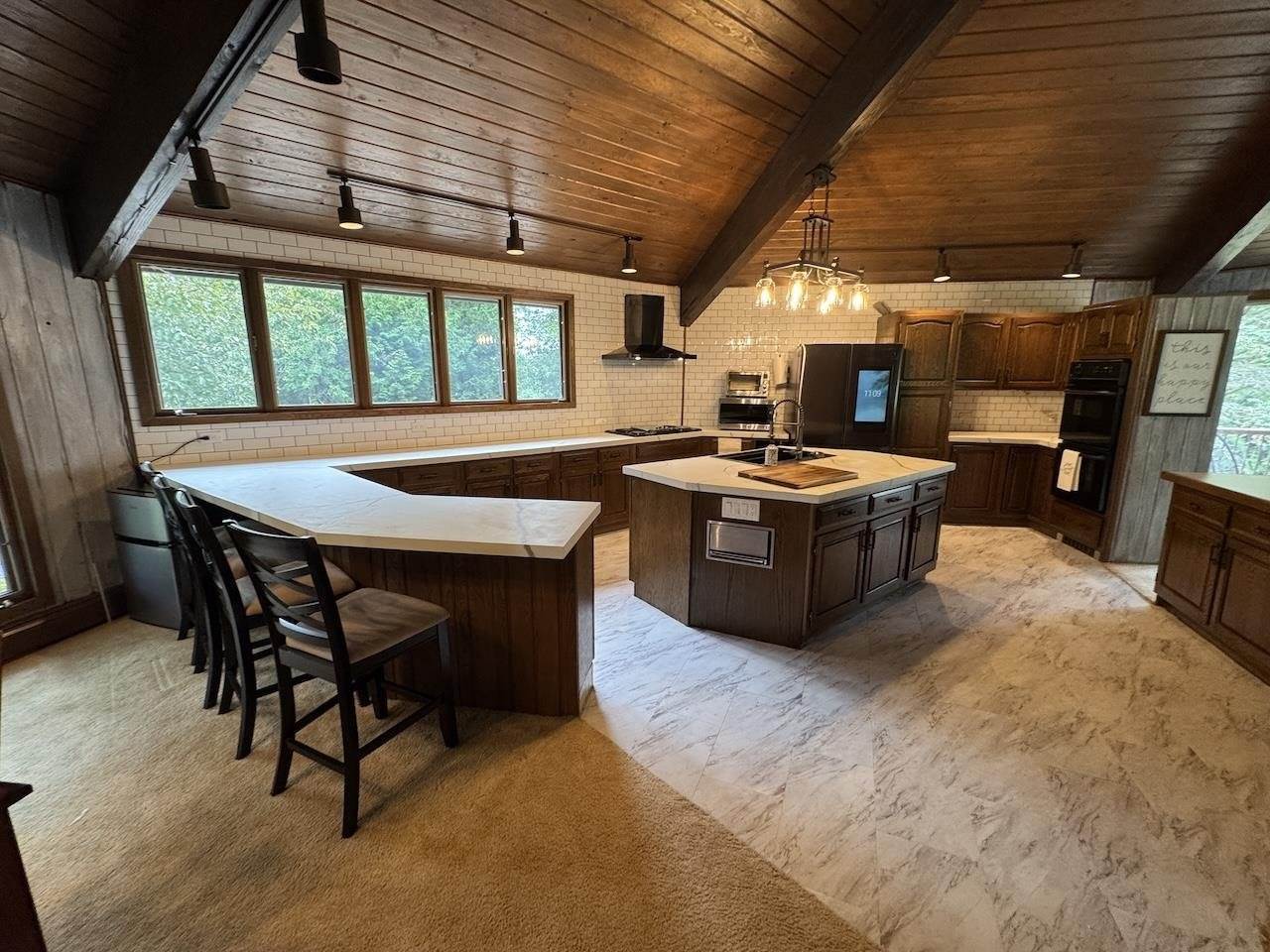 1004 East Street, Marathon, WI 54448