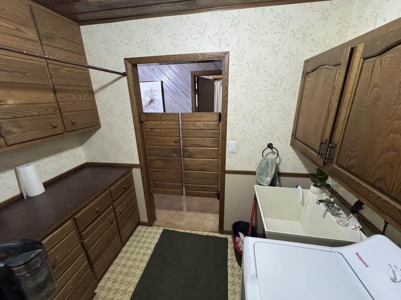 1004 East Street, Marathon, WI 54448