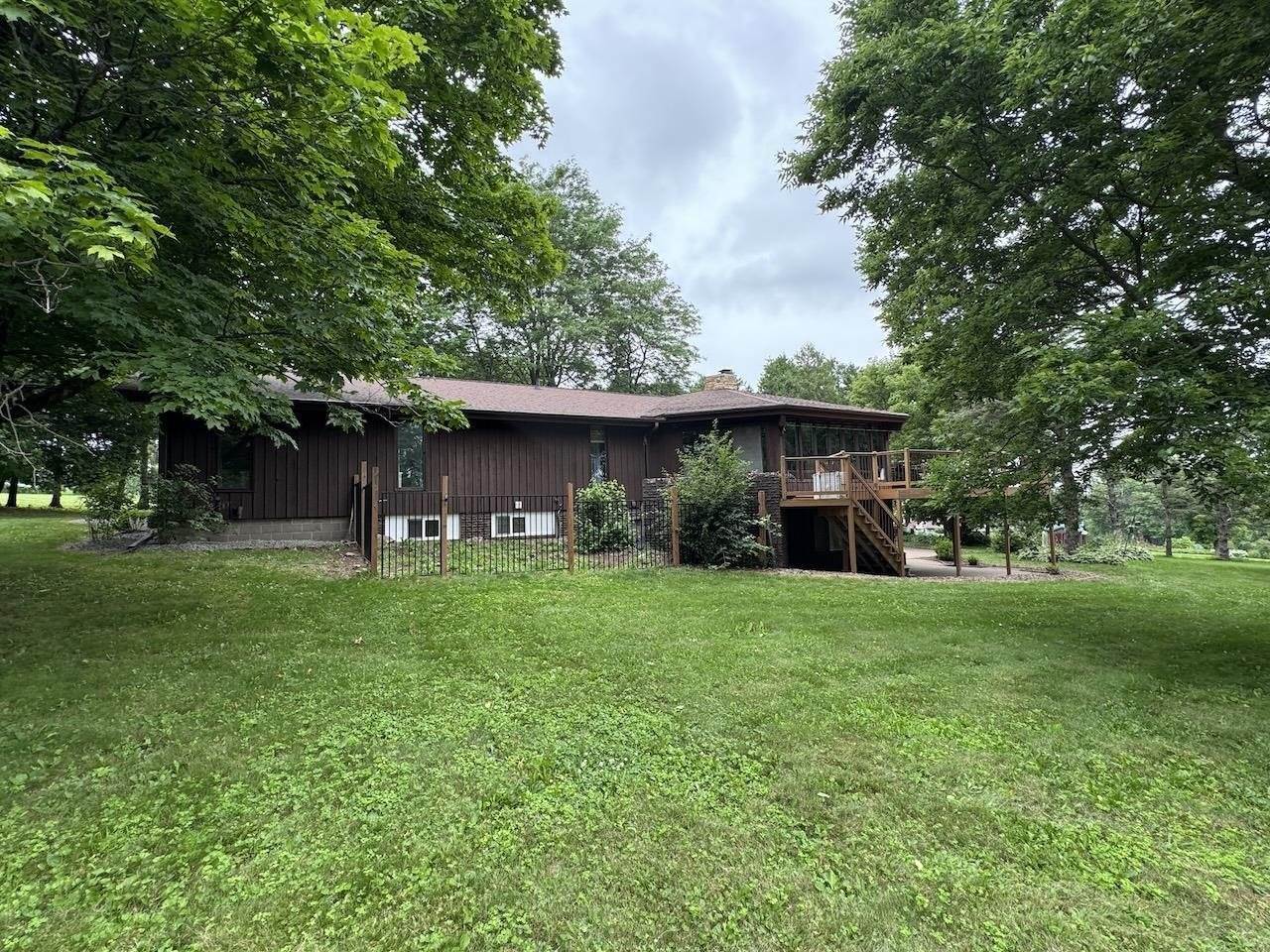 1004 East Street, Marathon, WI 54448