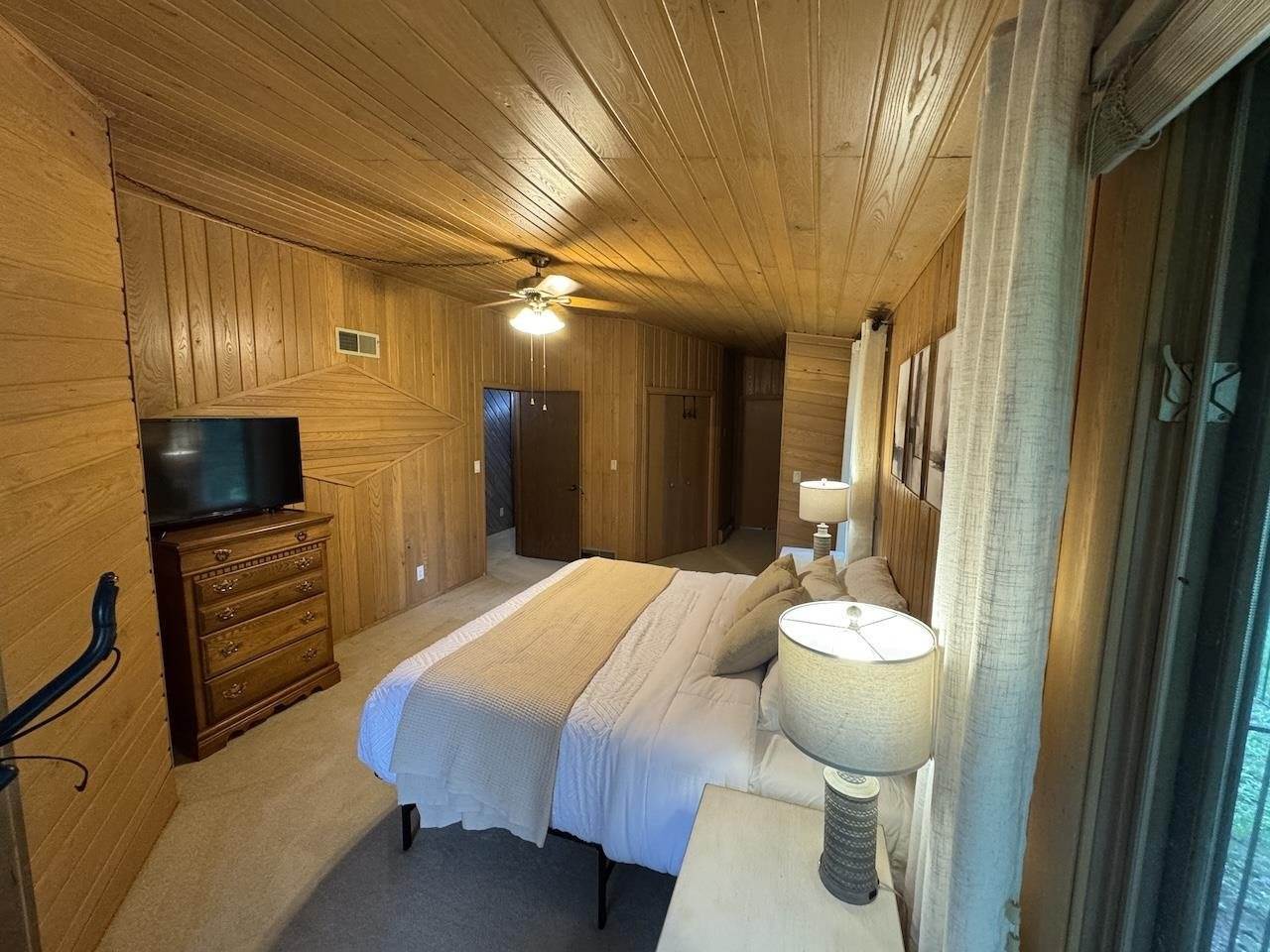 1004 East Street, Marathon, WI 54448