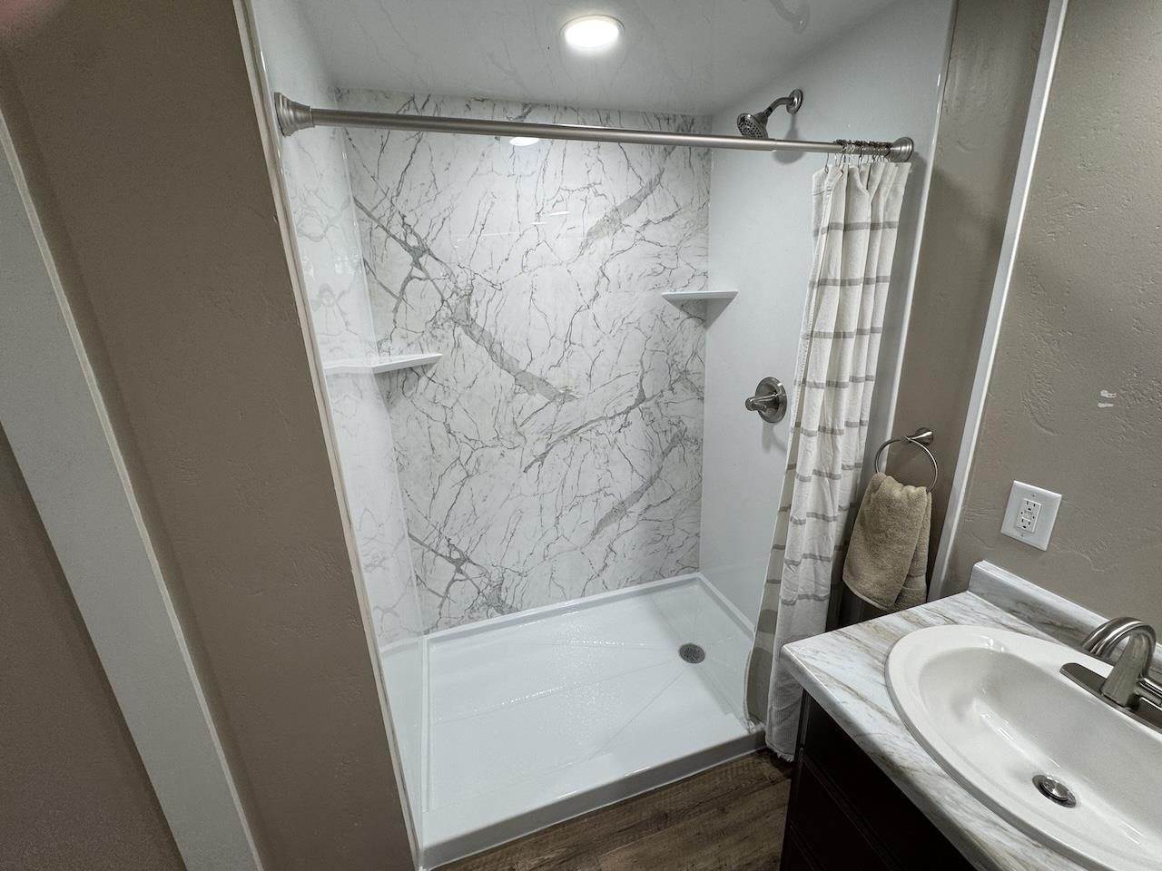 1004 East Street, Marathon, WI 54448