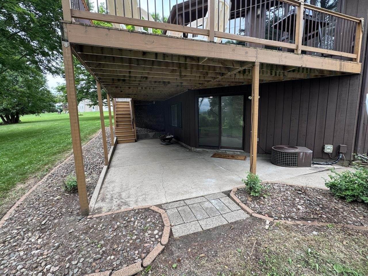 1004 East Street, Marathon, WI 54448