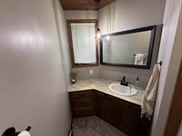 1004 East Street, Marathon, WI 54448