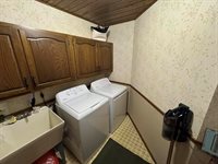 1004 East Street, Marathon, WI 54448