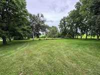 1004 East Street, Marathon, WI 54448