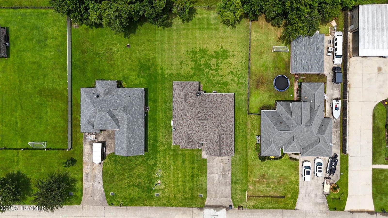 447 Sugar Trail Street, Houma, LA 70364