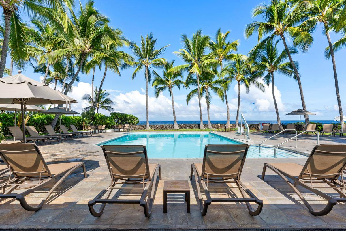 75-6040 Alii Dr, #207, Kailua-Kona, HI 96740