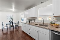 1209 38th Av, Albany, OR 97322