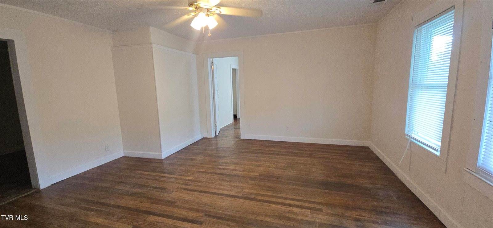 3137 Bloomingdale Road, Kingsport, TN 37660