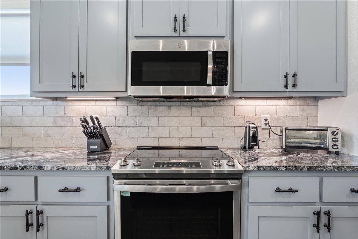 5404 Black Horse Ct, Waco, TX 76708