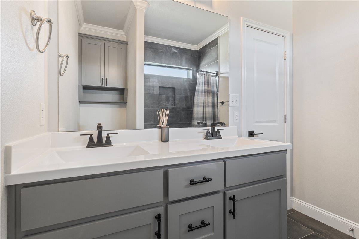 5404 Black Horse Ct, Waco, TX 76708