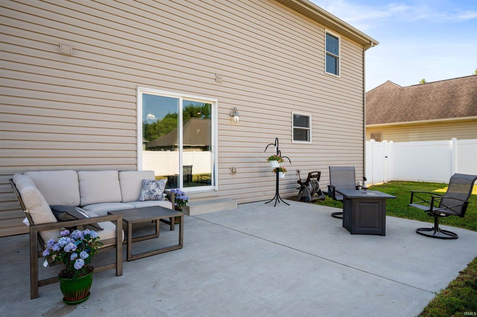 6109 N Cumberland Road, Muncie, IN 47304