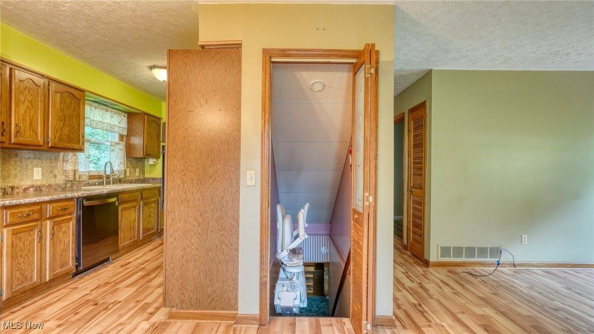 3126 Harding Lane, Cambridge, OH 43725