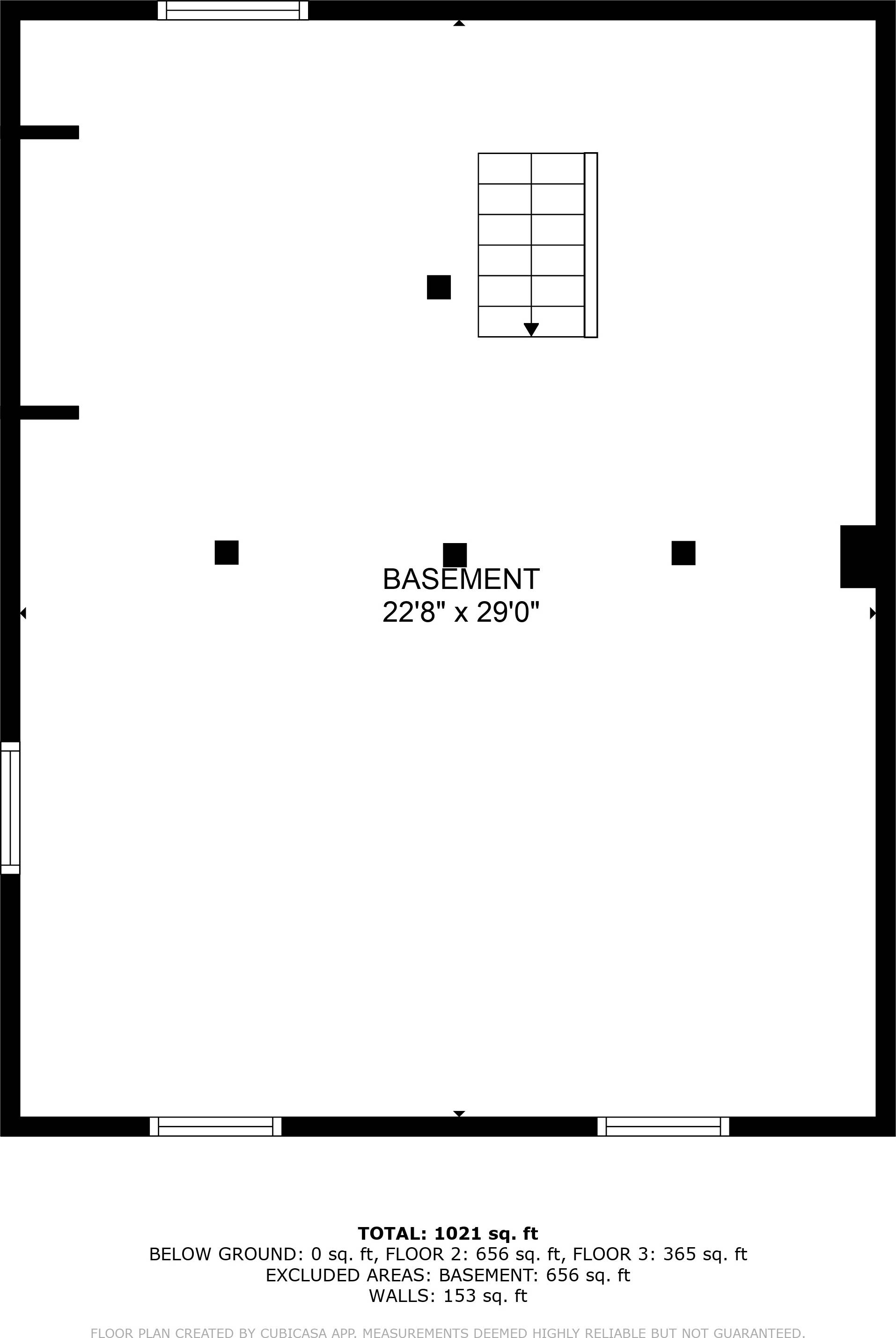 610 W 4th St, Tipton, IA 52772