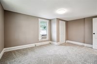 610 W 4th St, Tipton, IA 52772