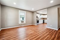 610 W 4th St, Tipton, IA 52772