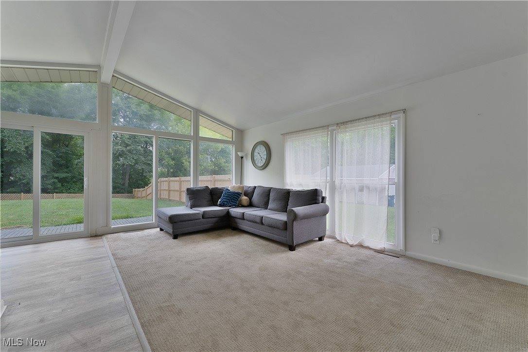 476 Blossom Avenue, Campbell, OH 44405