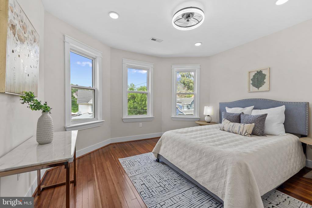 529 Rossiter Avenue, Baltimore, MD 21212