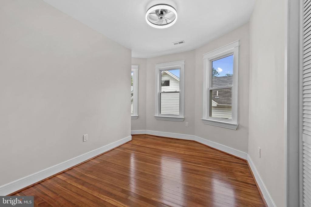 529 Rossiter Avenue, Baltimore, MD 21212