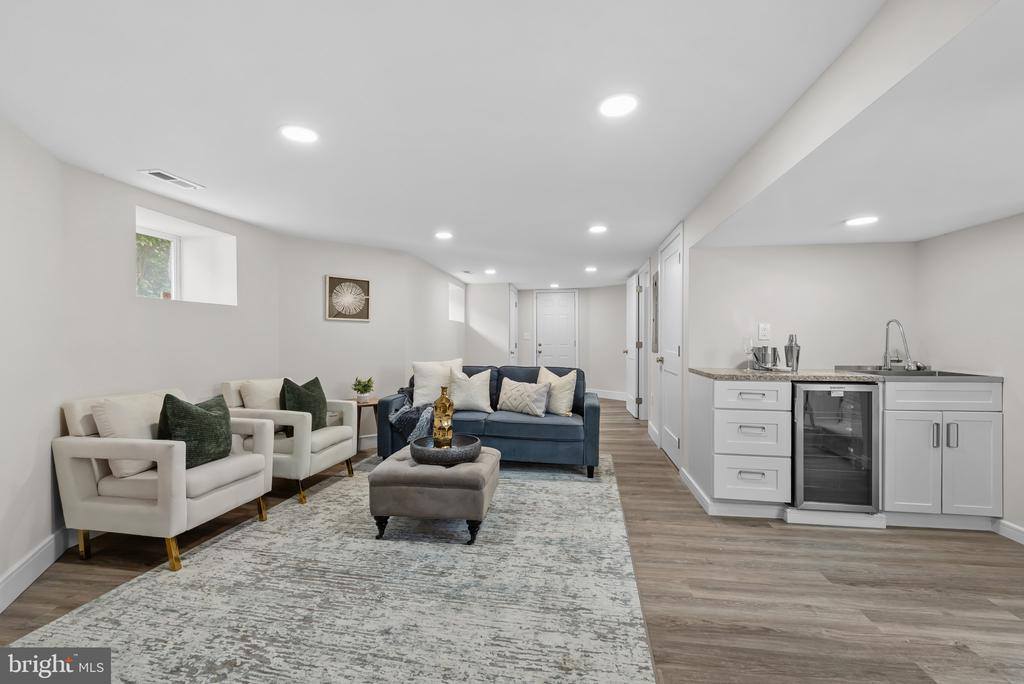 529 Rossiter Avenue, Baltimore, MD 21212