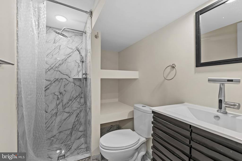 529 Rossiter Avenue, Baltimore, MD 21212