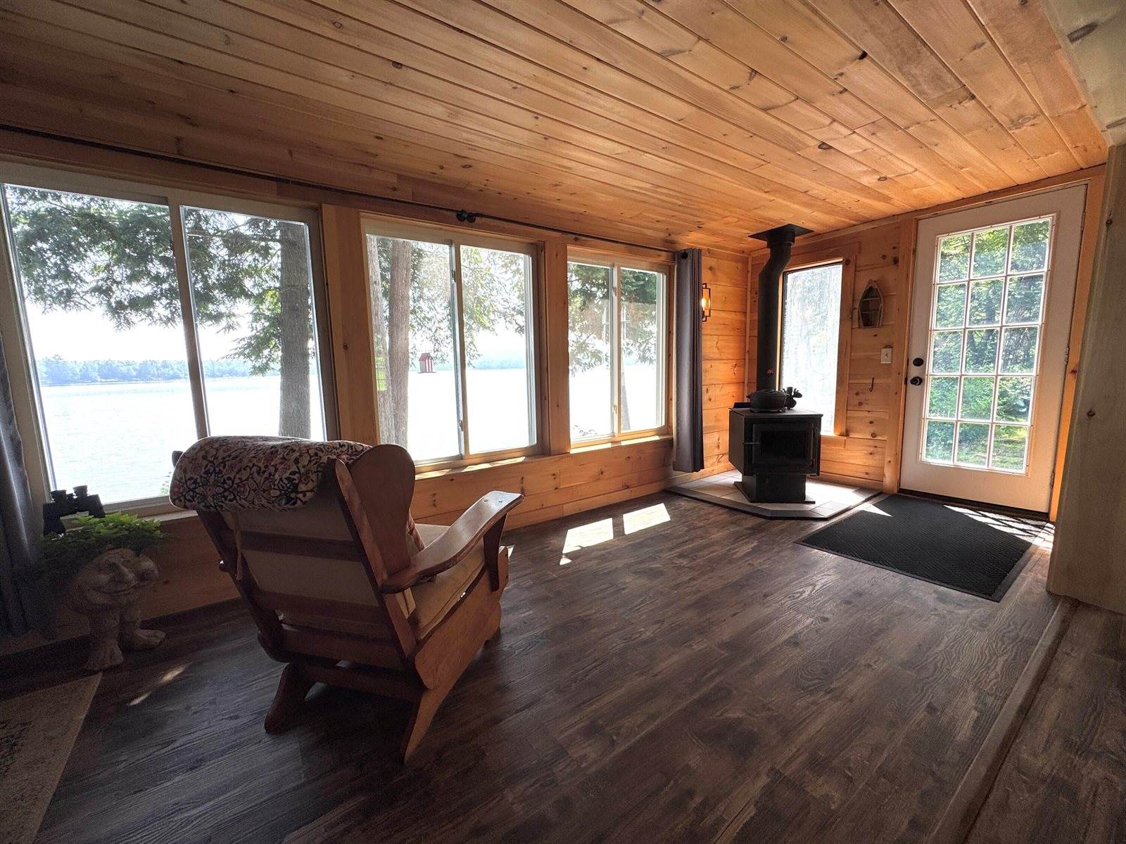 12 Beech Ridge Drive, Abbot, ME 04406