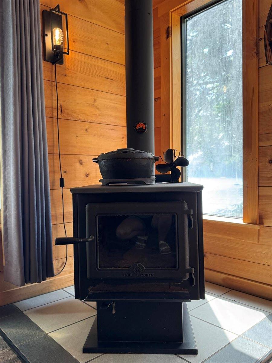 12 Beech Ridge Drive, Abbot, ME 04406