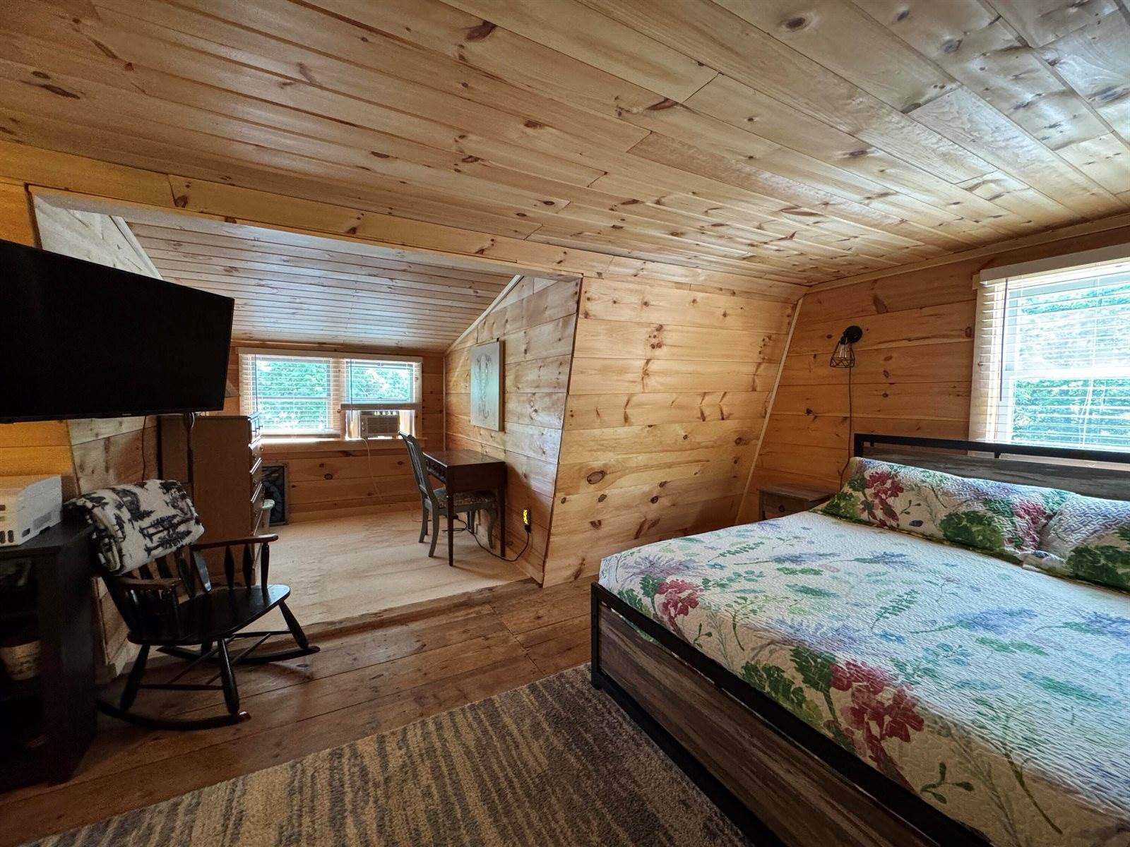 12 Beech Ridge Drive, Abbot, ME 04406