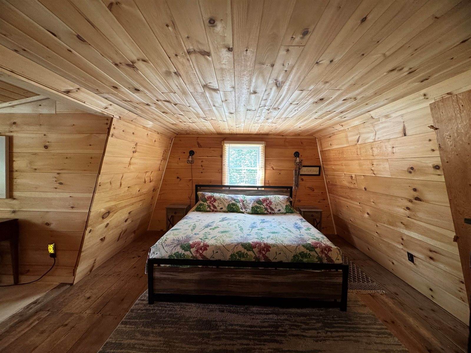 12 Beech Ridge Drive, Abbot, ME 04406