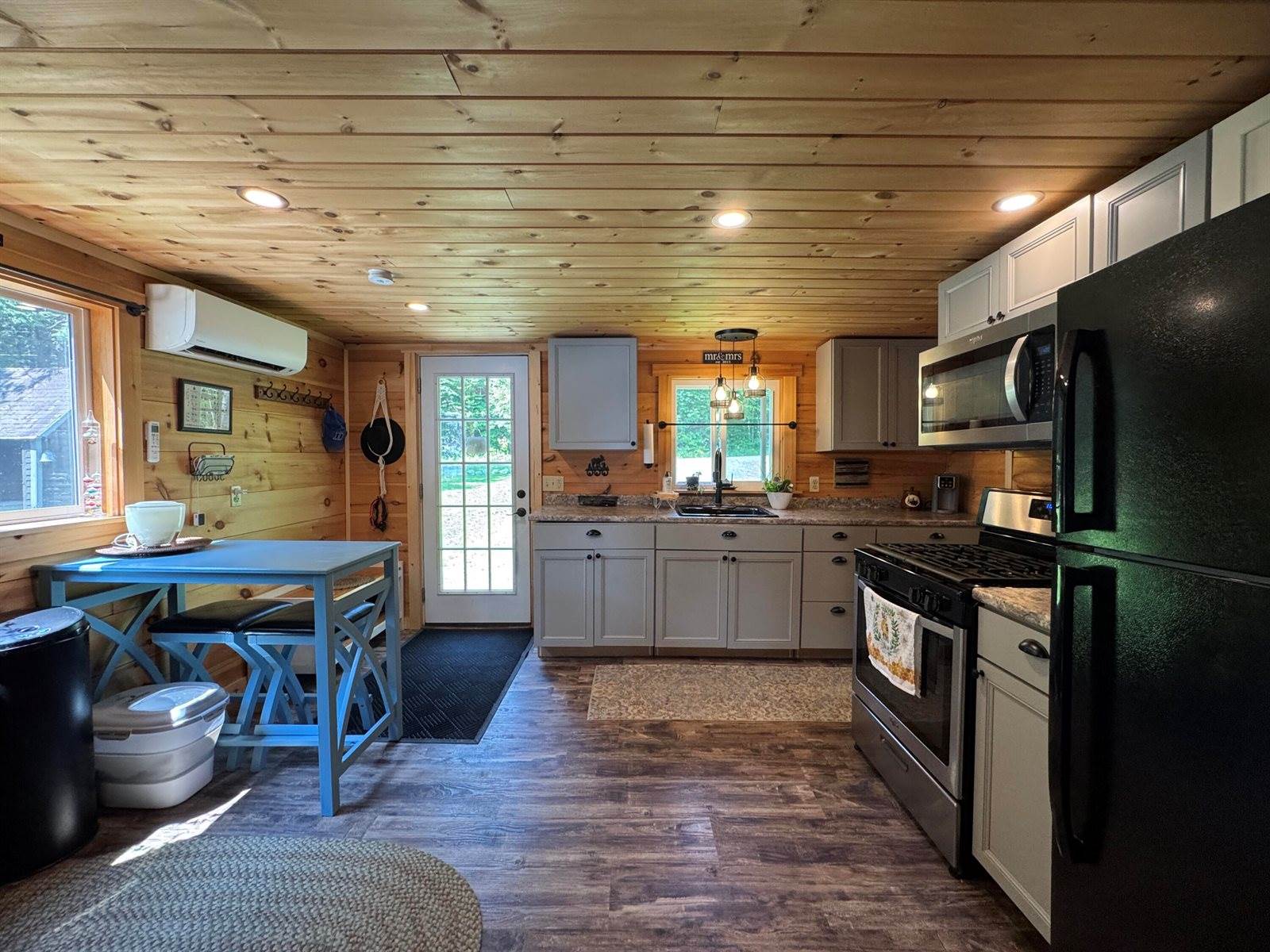 12 Beech Ridge Drive, Abbot, ME 04406