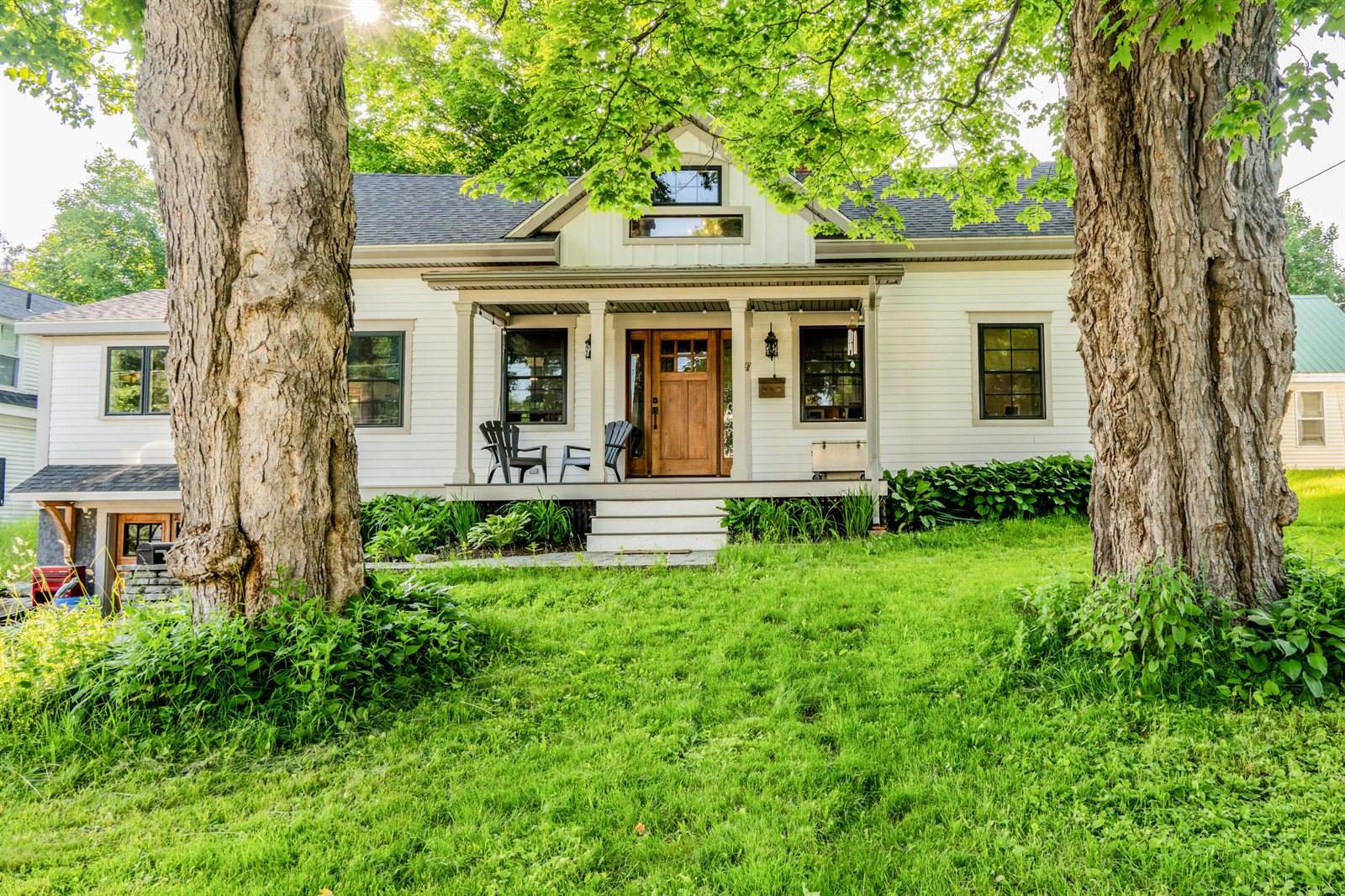 17 Green Street, Dover-Foxcroft, ME 04426