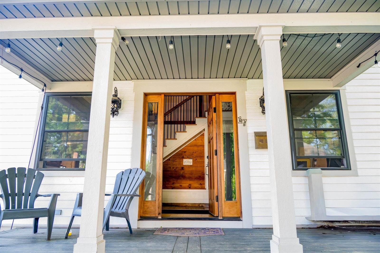 17 Green Street, Dover-Foxcroft, ME 04426